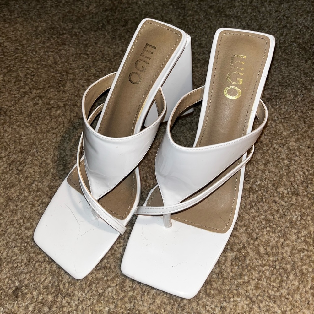 EGO vintage block heel sandals. Size 9!